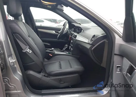 2013 Mercedes-Benz C 250 Luxury/Sport from USA, damaged, VIN WDDGF4HB4DA780472